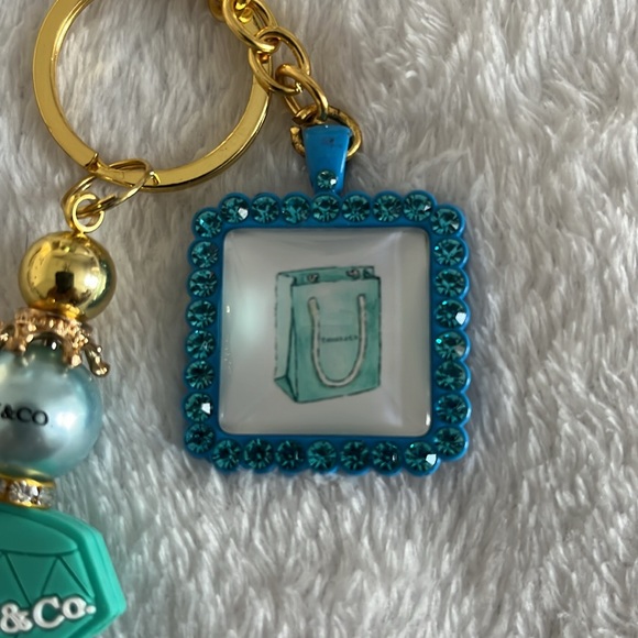 ⚡️Beaded handmade keychain/purse charm - Picture 3 of 4